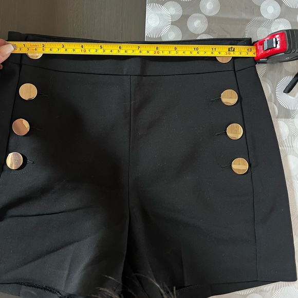 Express high-rise gold button shorts - Picture 5 of 7